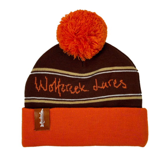 Wolfcreek Classic Logo Pom Pom Beanie - Orange/Brown in de groep Kleding & Schoenen / Petten, mutsen en overig / Mutsen & Hoeden bij Sportfiskeprylar.se (WCL-05-POMPOM-01-ORANGE-B)