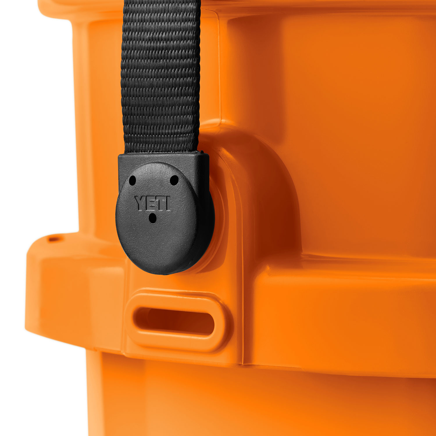 Yeti Loadout Bucket V2 - King Crab Orange